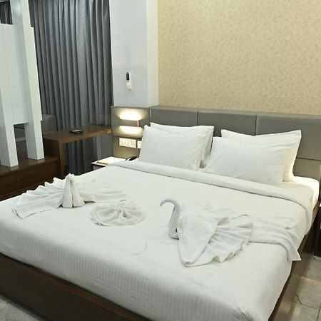 Hotel N Square Eluru Luaran gambar