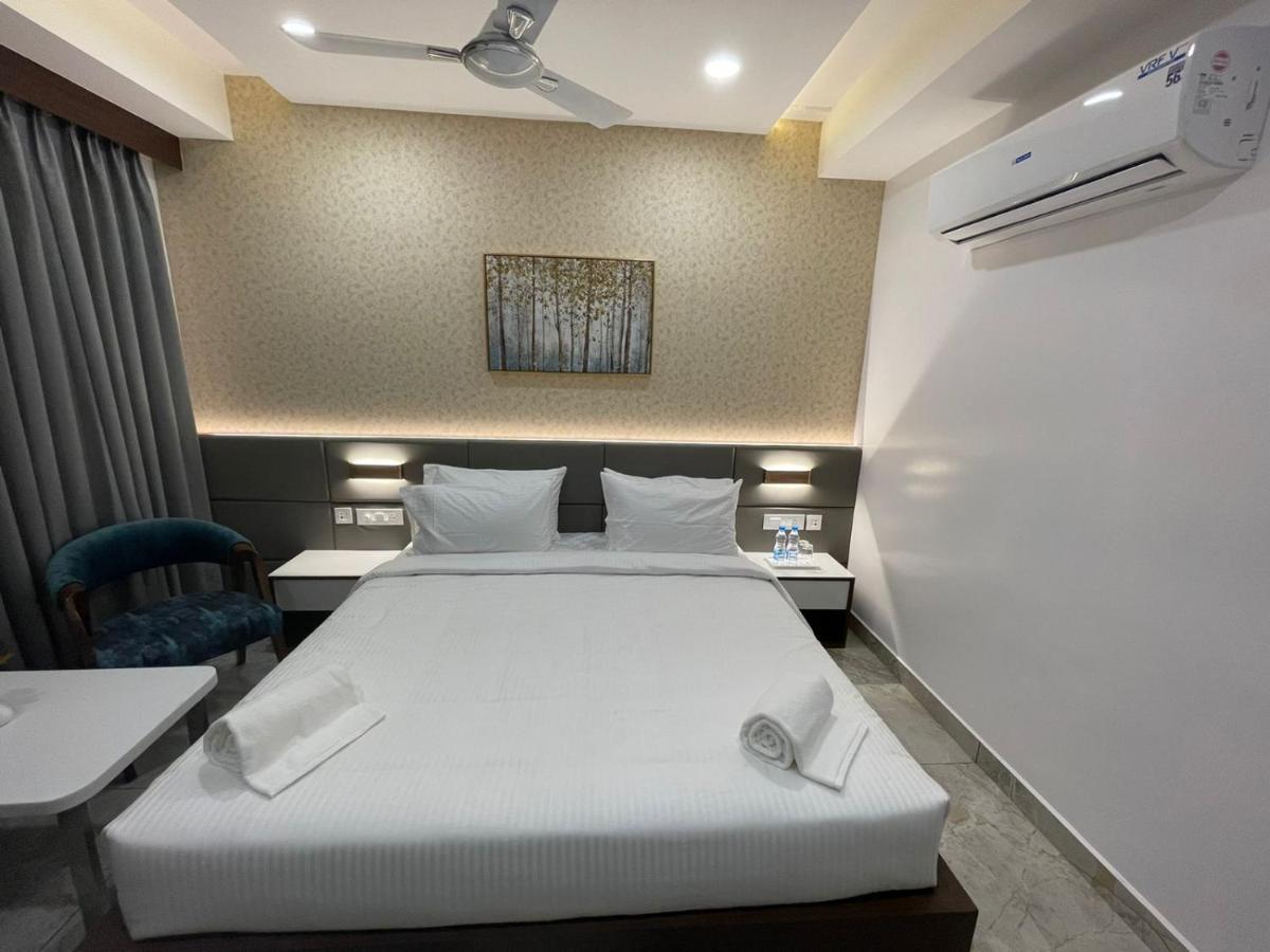 Hotel N Square Eluru Luaran gambar