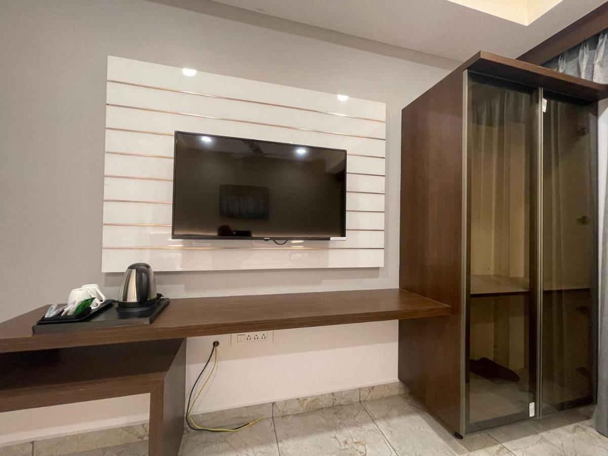 Hotel N Square Eluru Luaran gambar