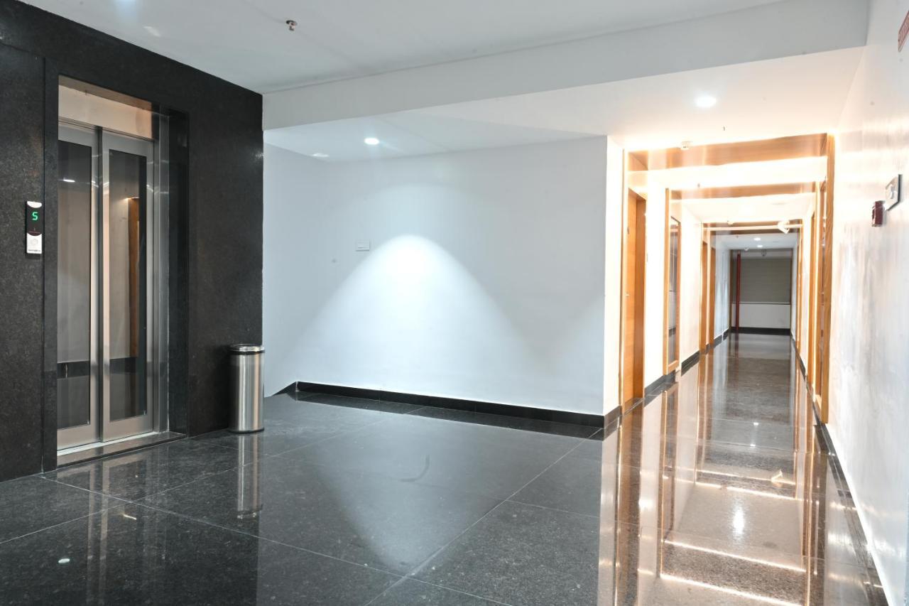 Hotel N Square Eluru Luaran gambar